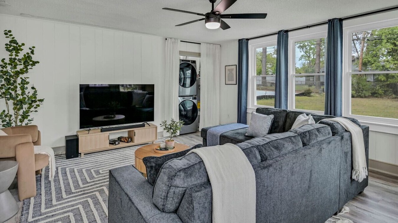 Photo of Livingroom in Columbia