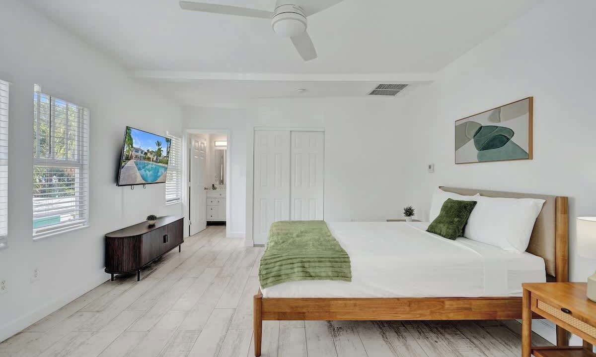 Photo of Bedroom in Mango Groves