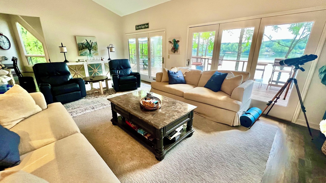 Photo of Livingroom in Crane Hill