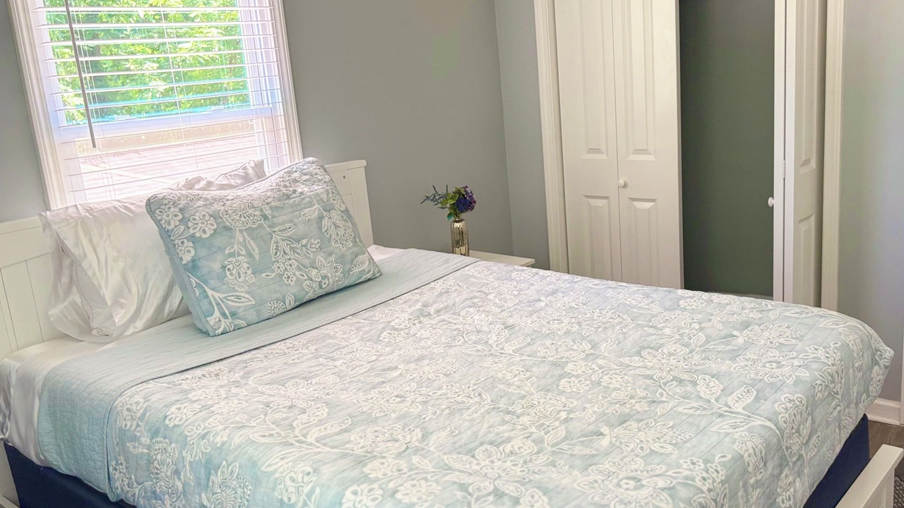 Photo of Bedroom in East Side