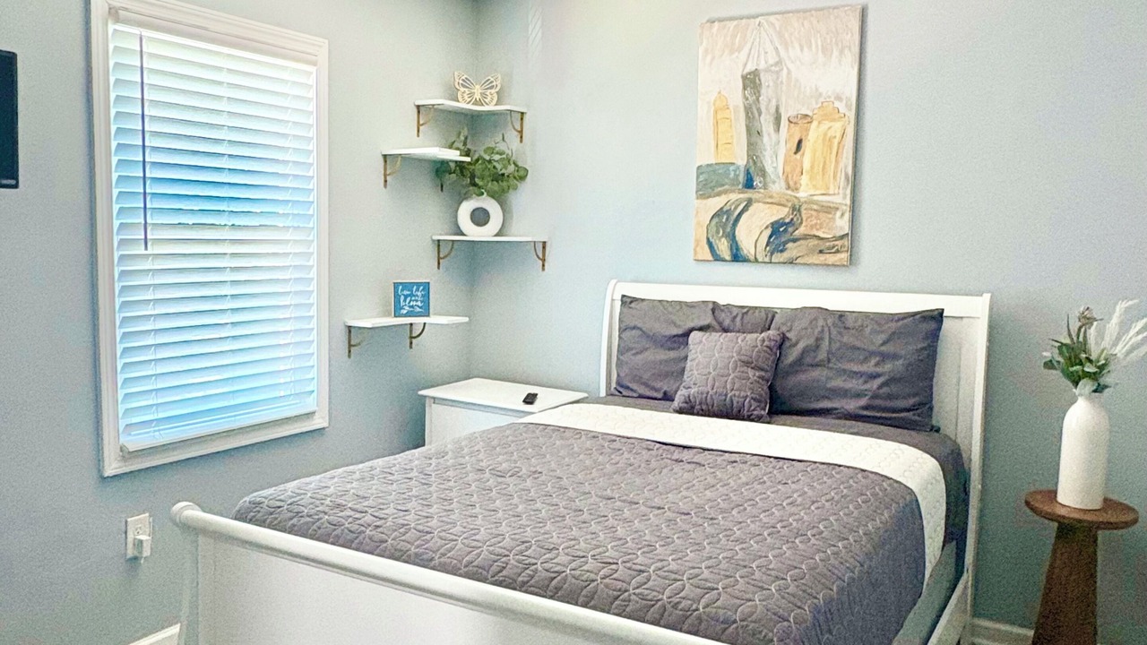Photo of Bedroom in East Side