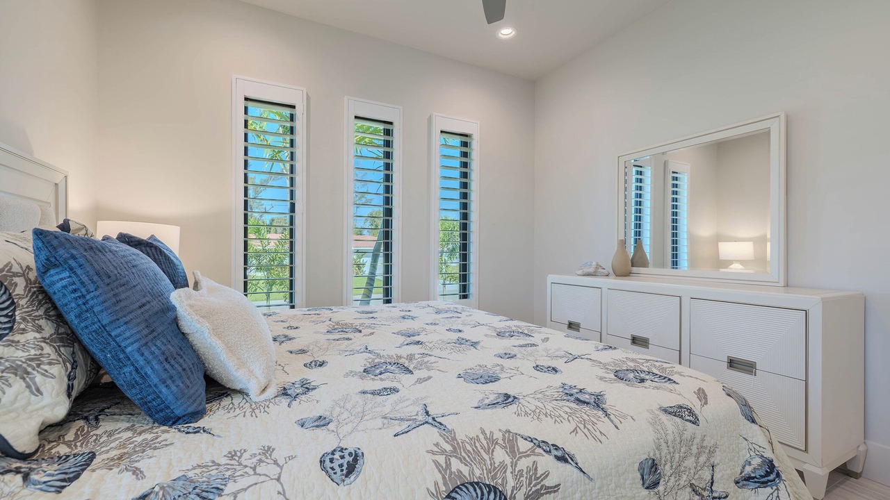 Photo of Bedroom in Pelican