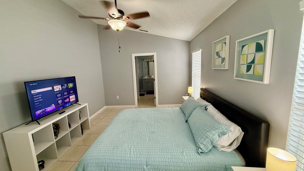 Photo of Bedroom in Florida Pines