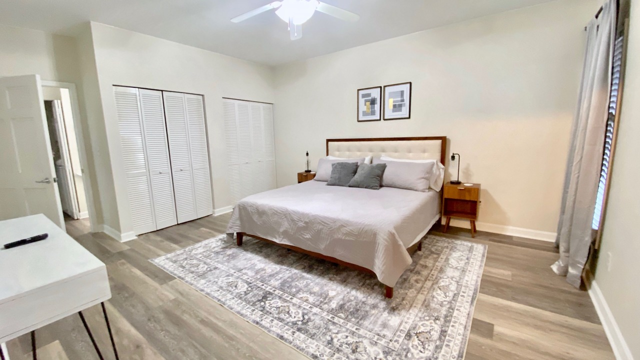 Photo of Bedroom in Greenville Downtown