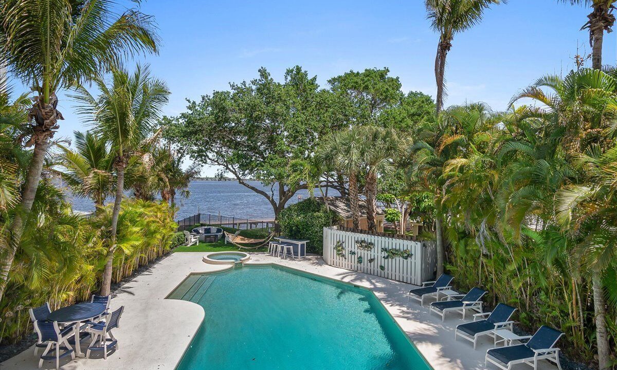 Photo of Outdoor in Stuart