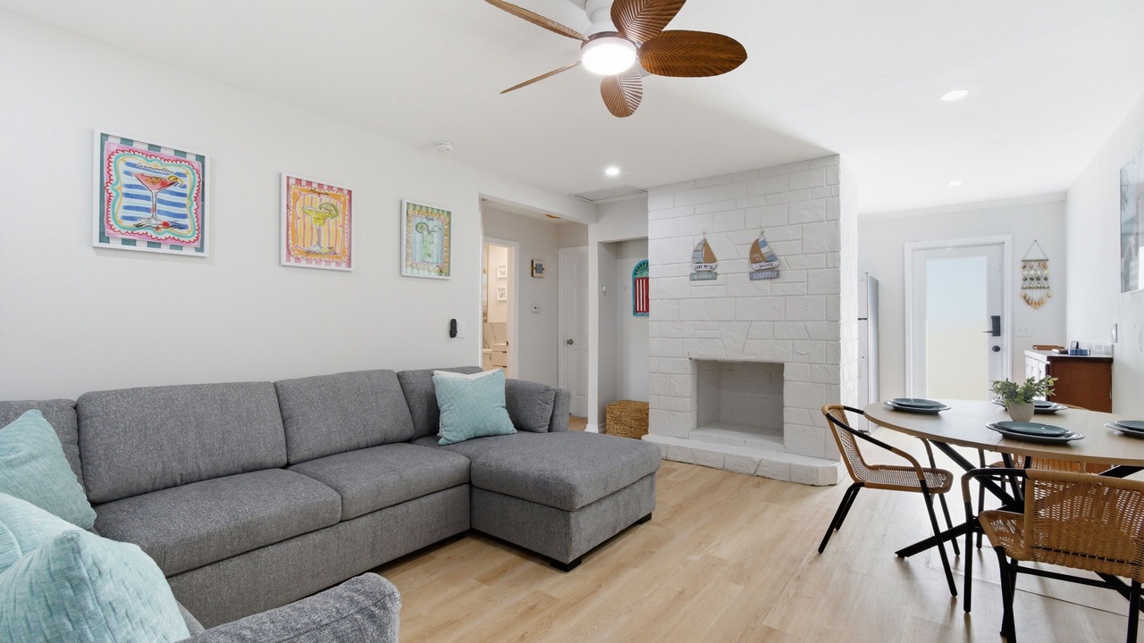 Photo of Livingroom in East Naples