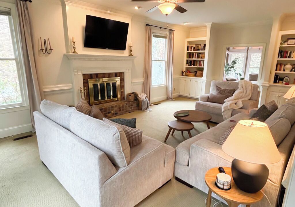 Photo of Livingroom in Martinez