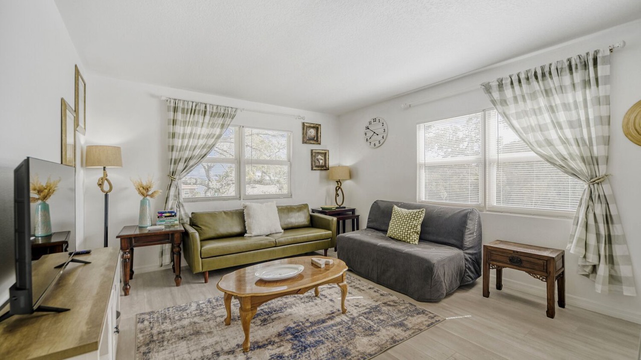 Photo of Bedroom in Tropic