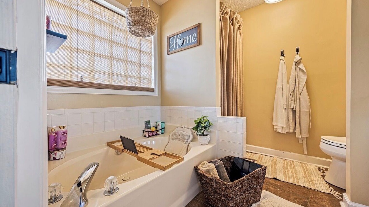 Photo of Bathroom in Gracewood