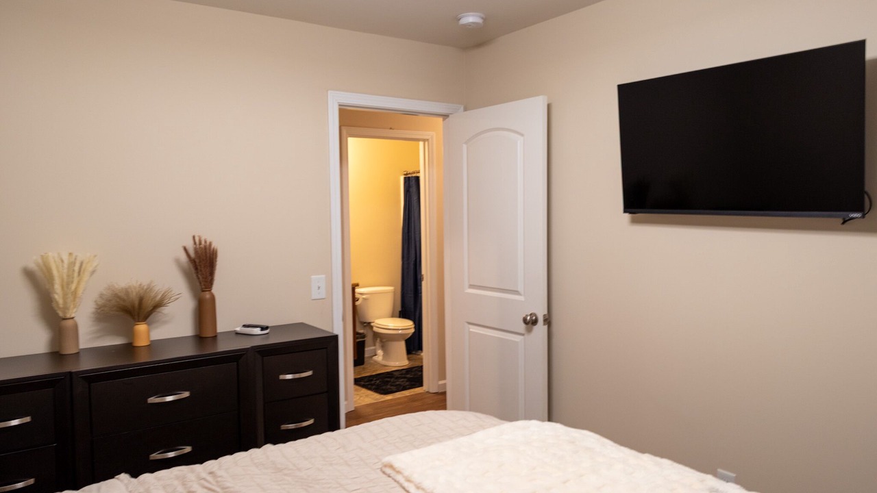 Photo of Bedroom in Seneca