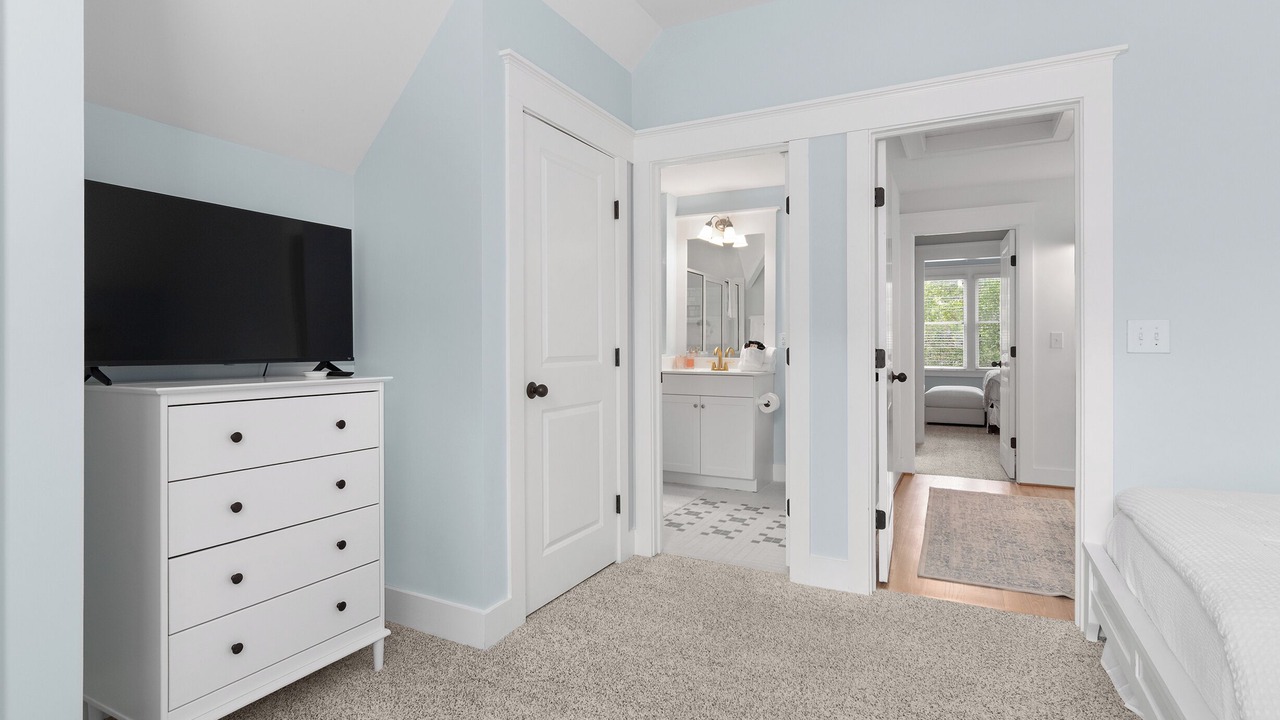 Photo of Bedroom in Surfman's Walk