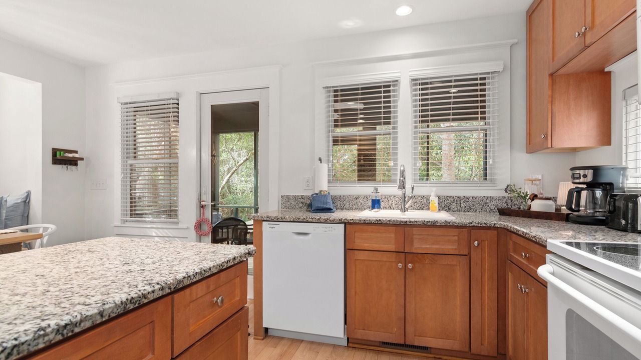 Photo of Kitchen in Surfman's Walk
