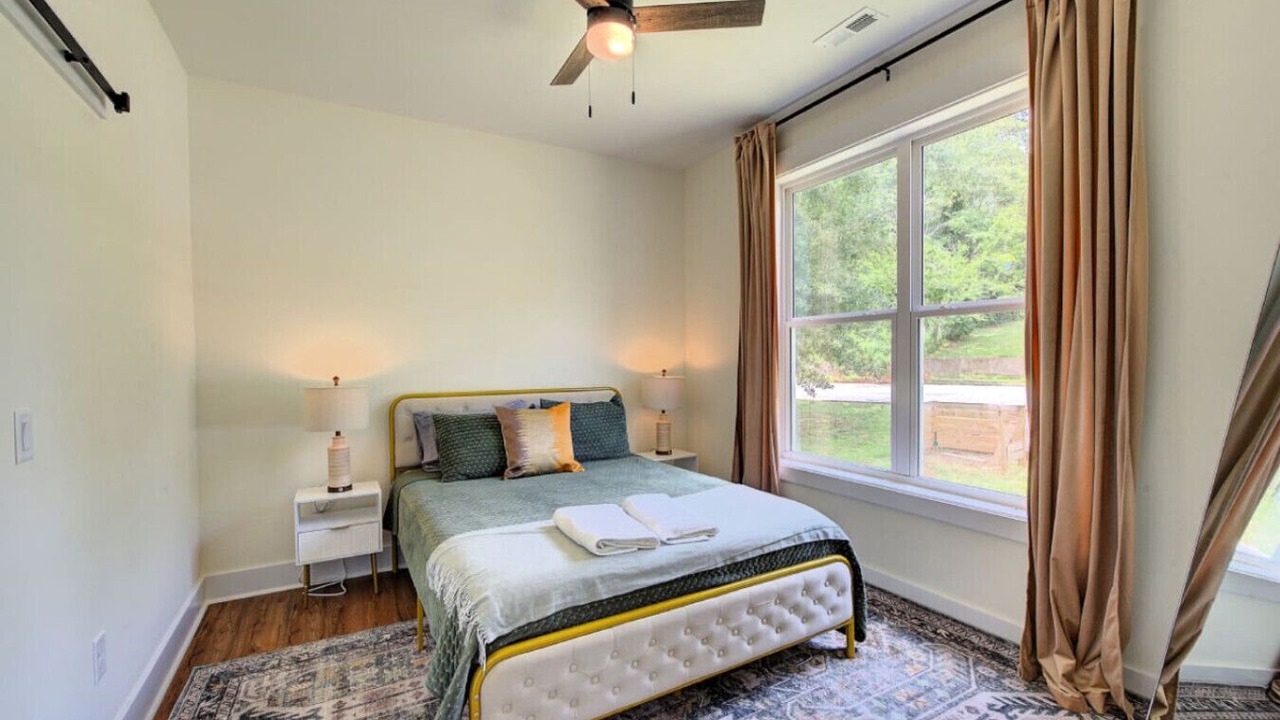 Photo of Bedroom in Spartanburg