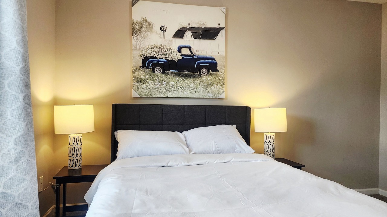 Photo of Bedroom in Evans