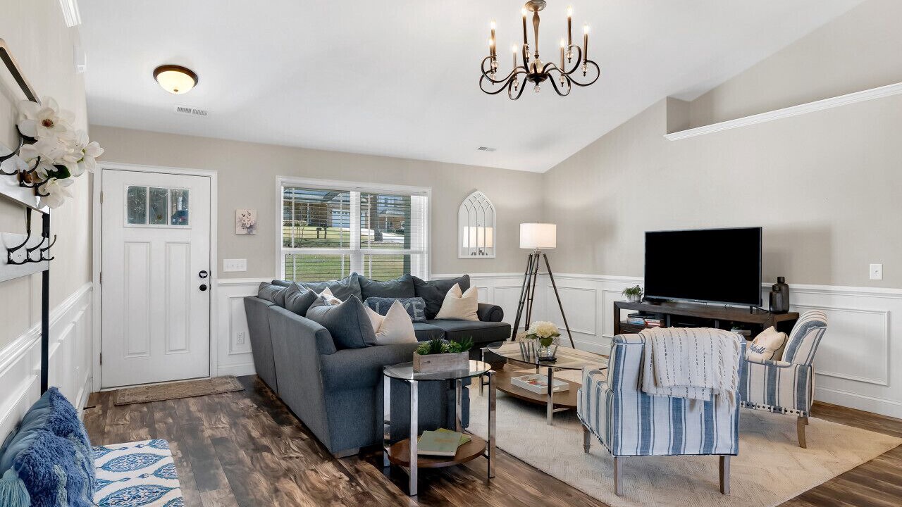 Photo of Bedroom in Northlake
