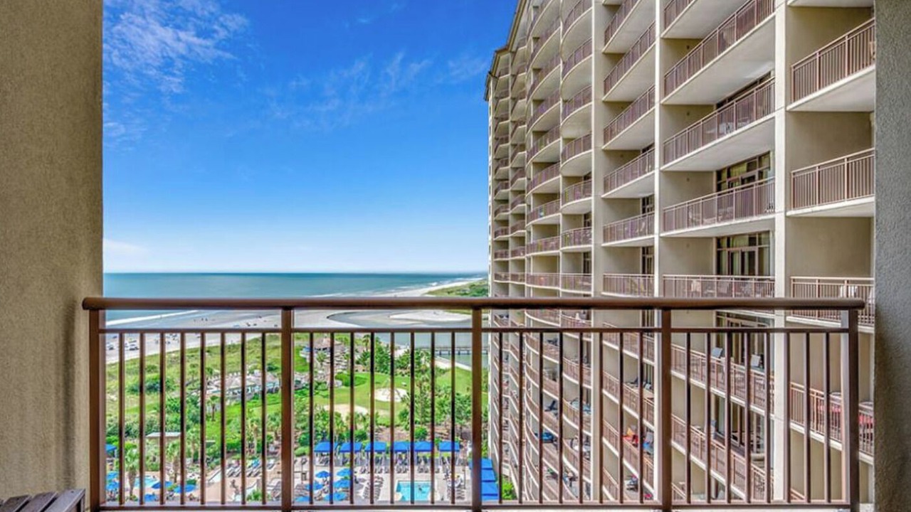 Photo of Patio Balcony in Windy Hill