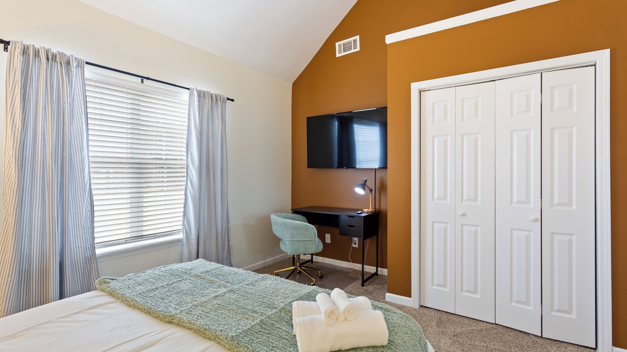 Photo of Bedroom in Warner Robins