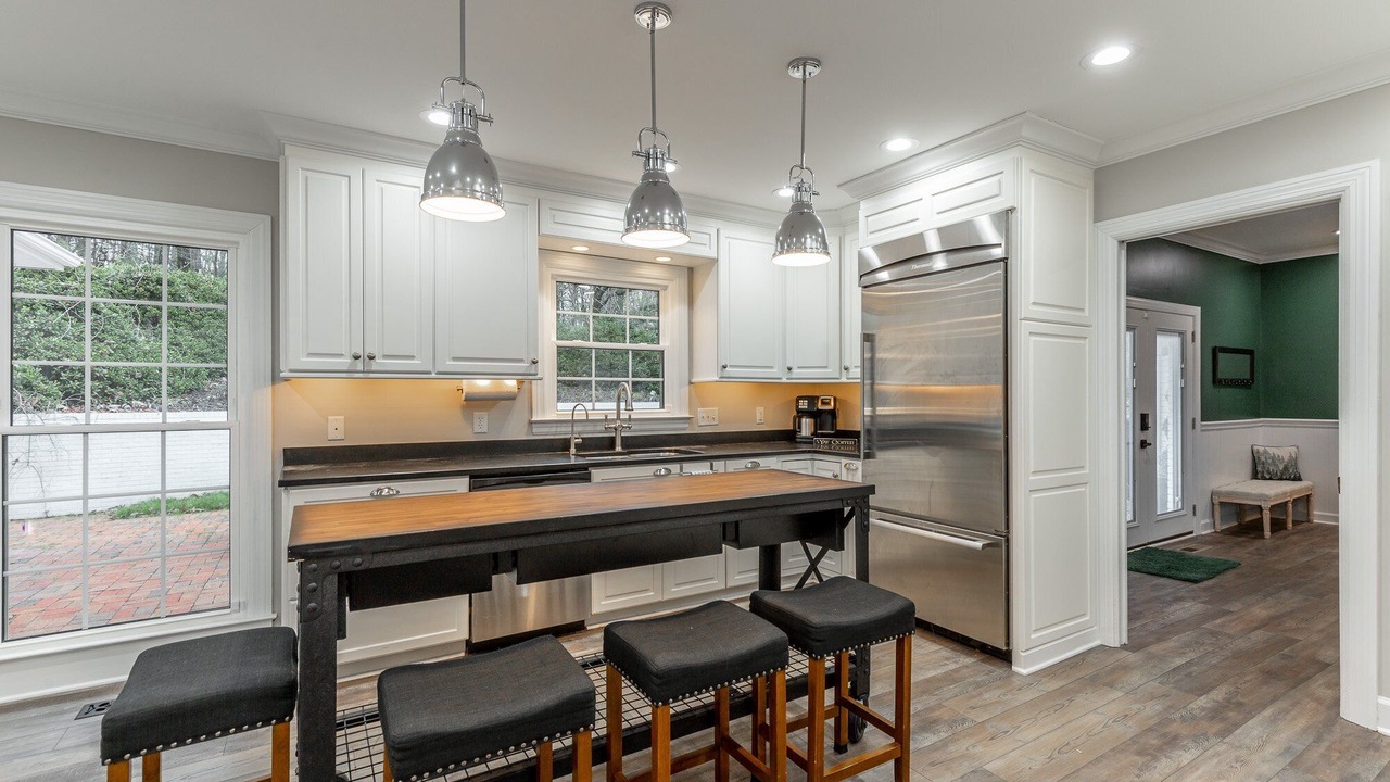 Photo of Kitchen in Lookout Valley Neighborhood Association
