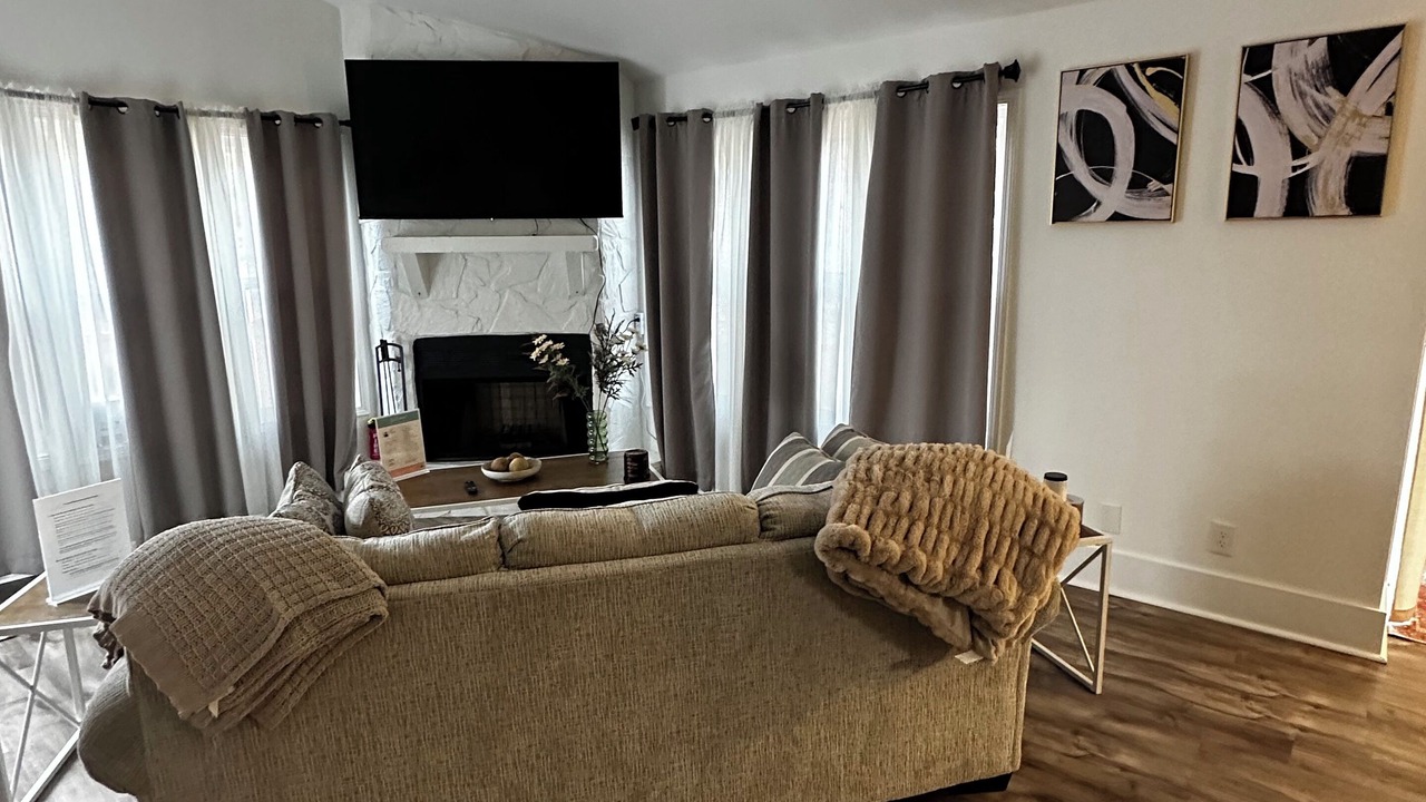 Photo of Livingroom in Smyrna