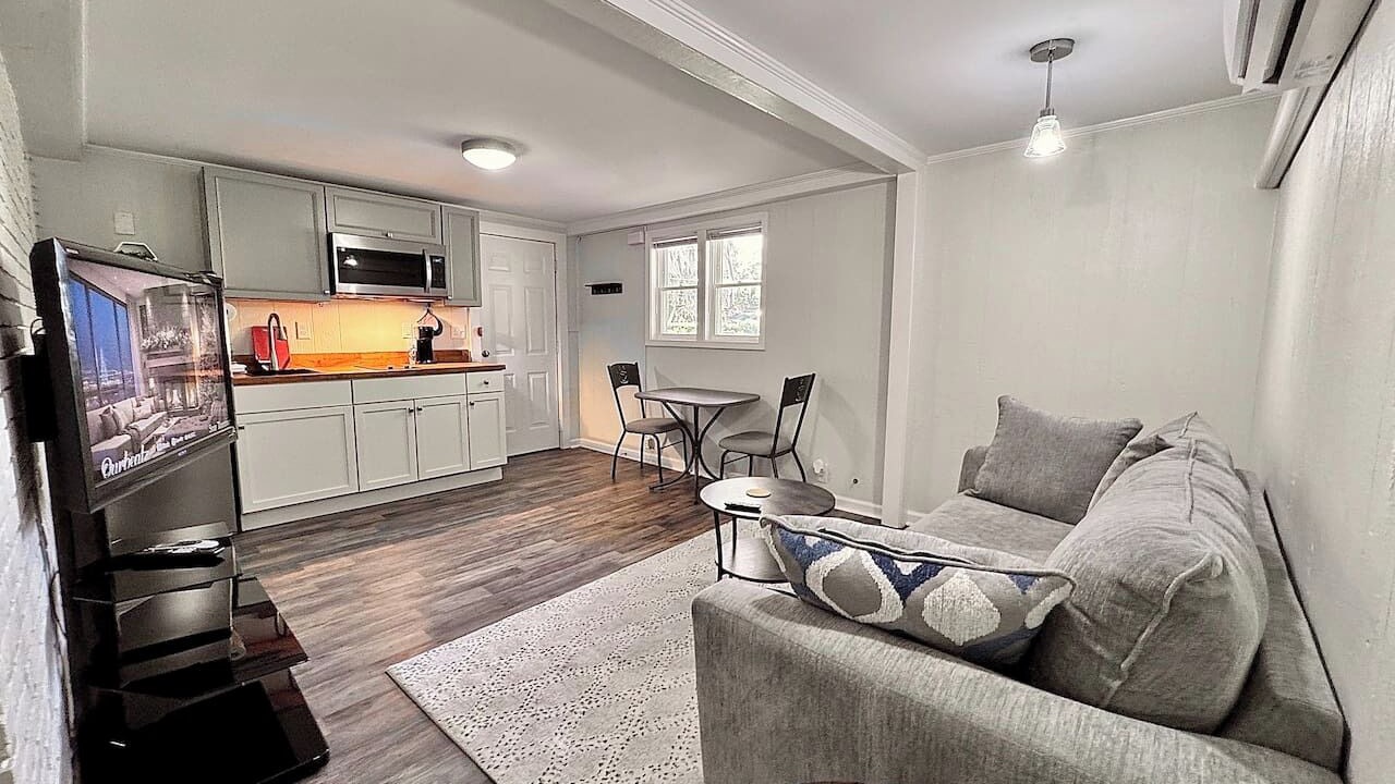 Photo of Livingroom in Shell Point