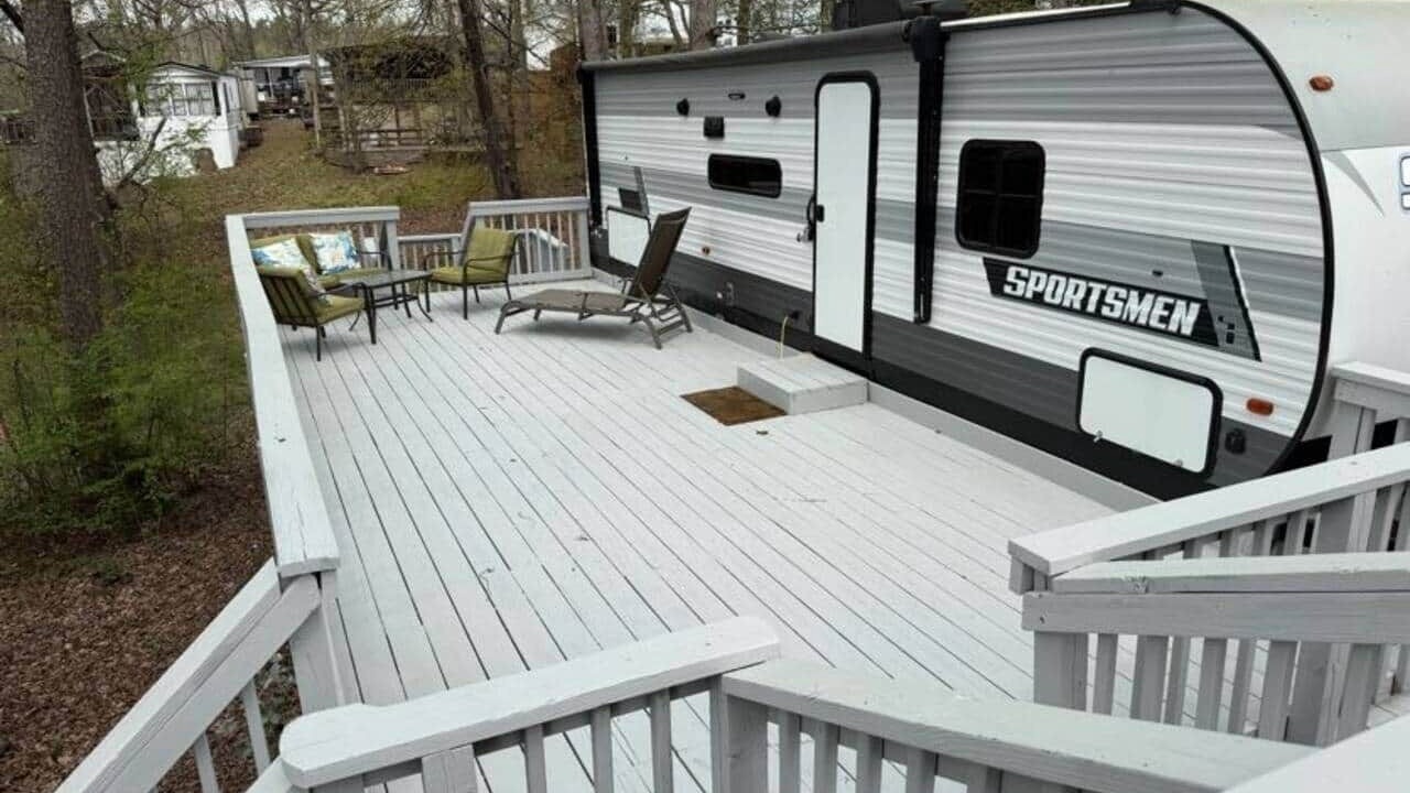 Photo of Outdoor in New London