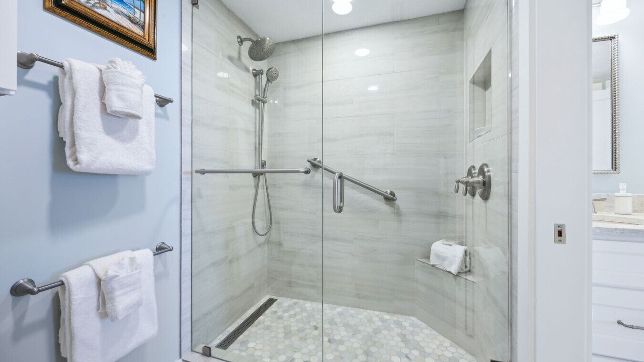 Photo of Bathroom in Fernandina Beach