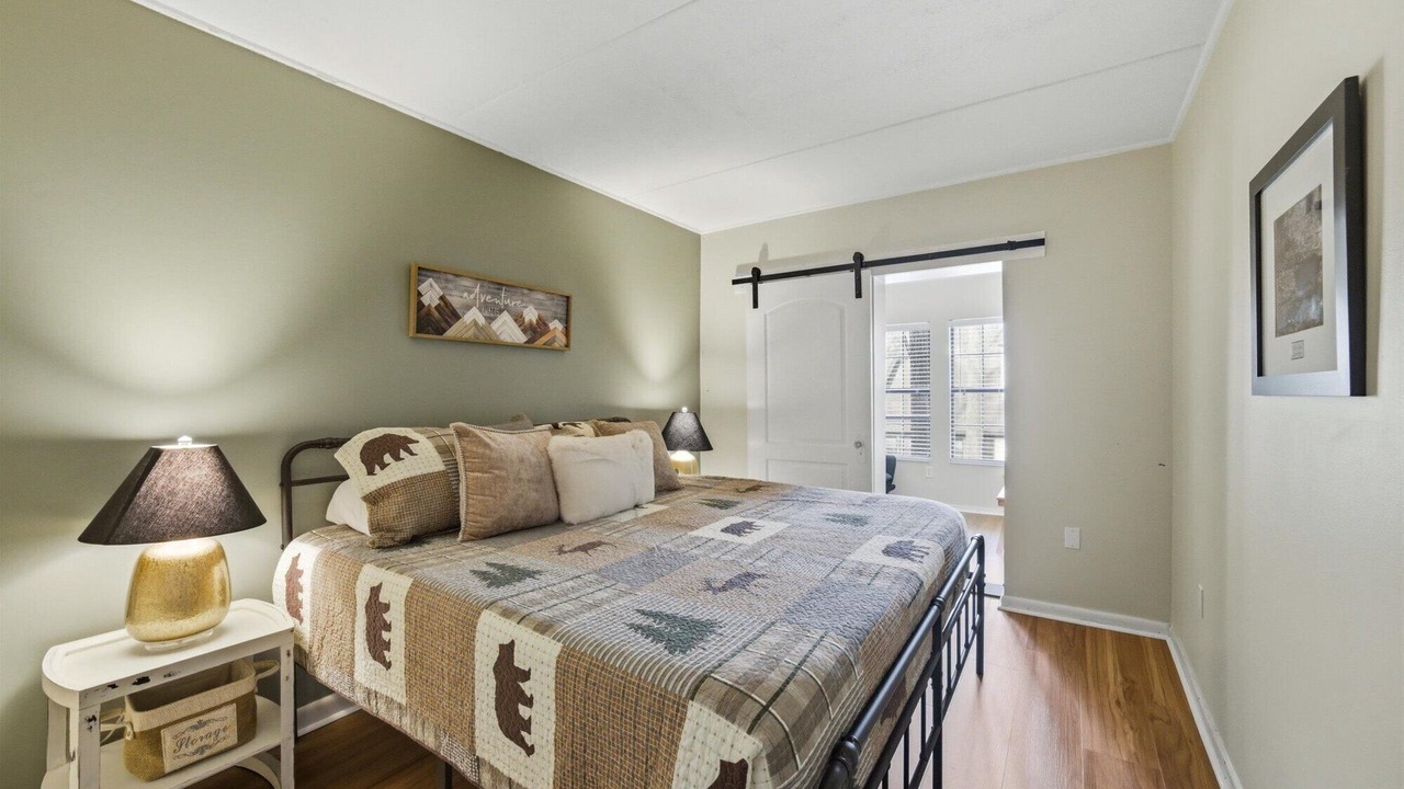 Photo of Bedroom in Chalet Village