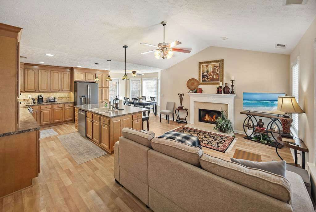 Photo of Livingroom in Dawsonville