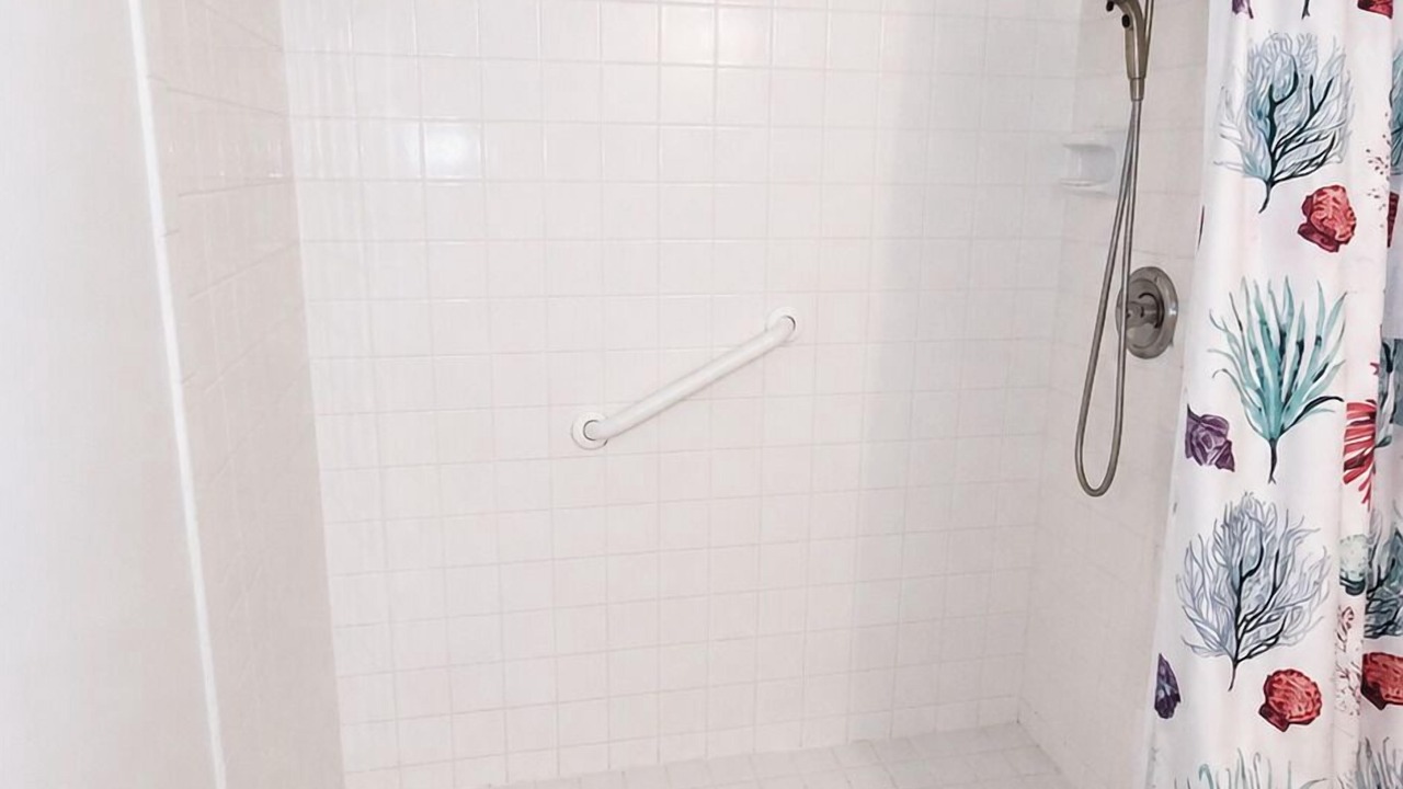 Photo of Bathroom in Sunset Beach