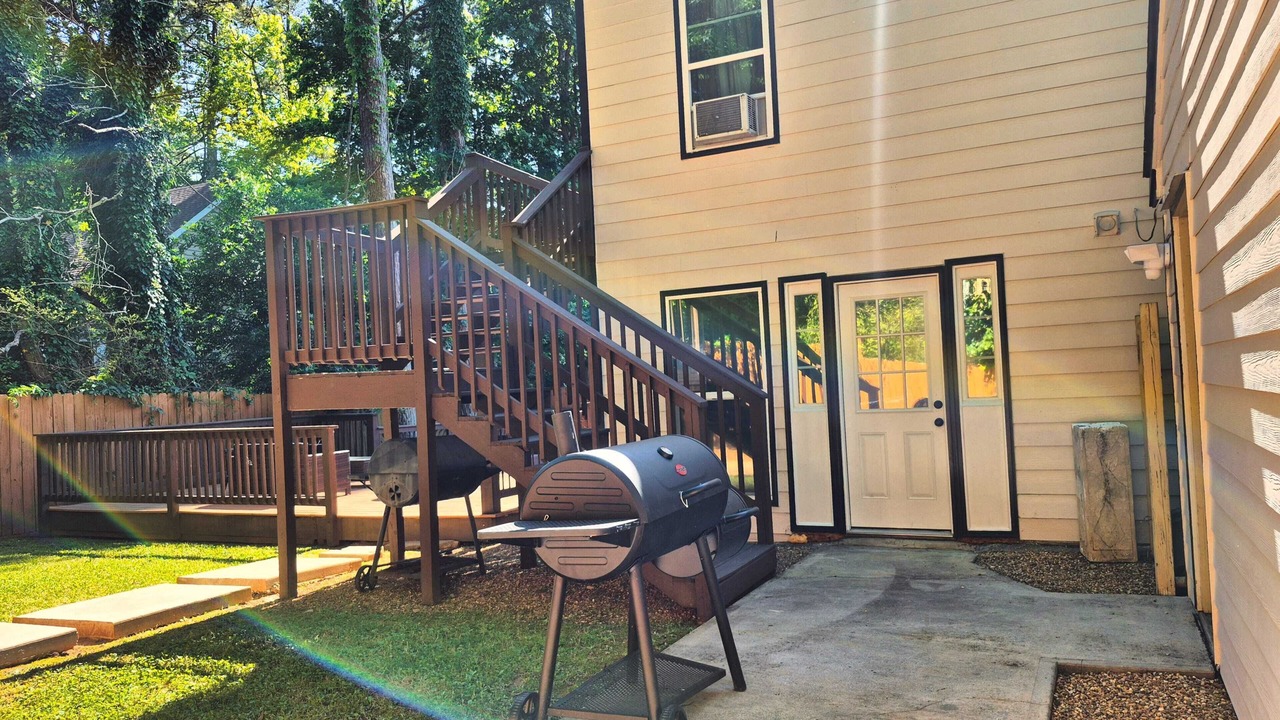 Photo of Patio Balcony in Stone Mountain