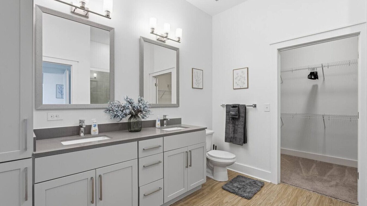 Photo of Bathroom in Second Ward