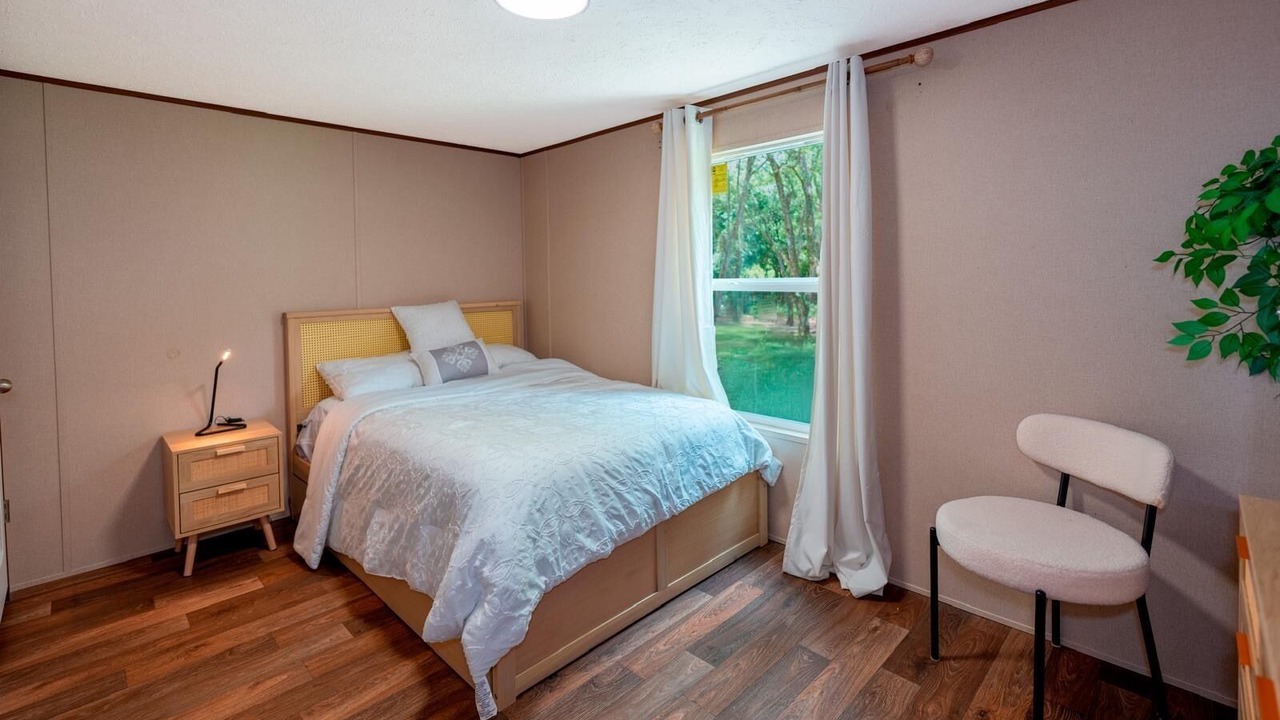 Photo of Bedroom in Clewiston