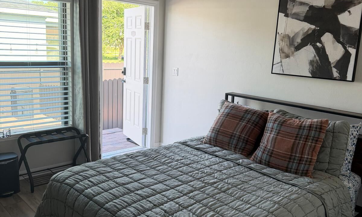 Photo of Bedroom in Harris