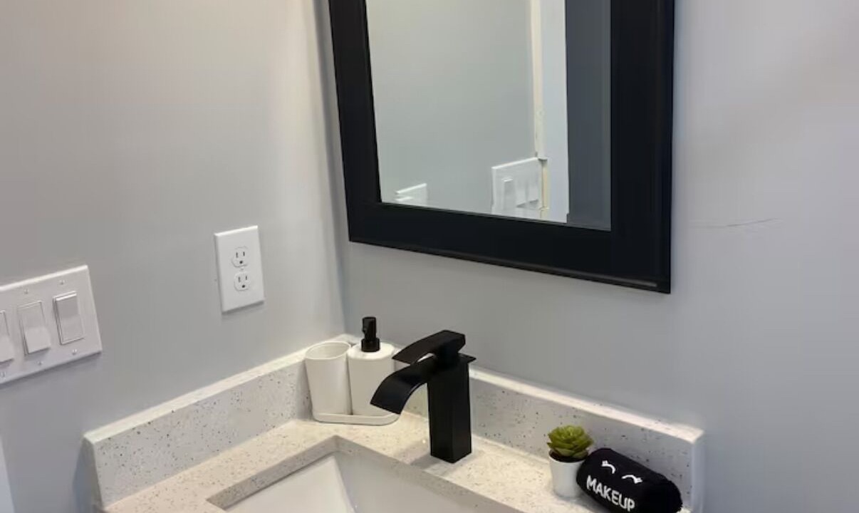 Photo of Bathroom in Stone Mountain
