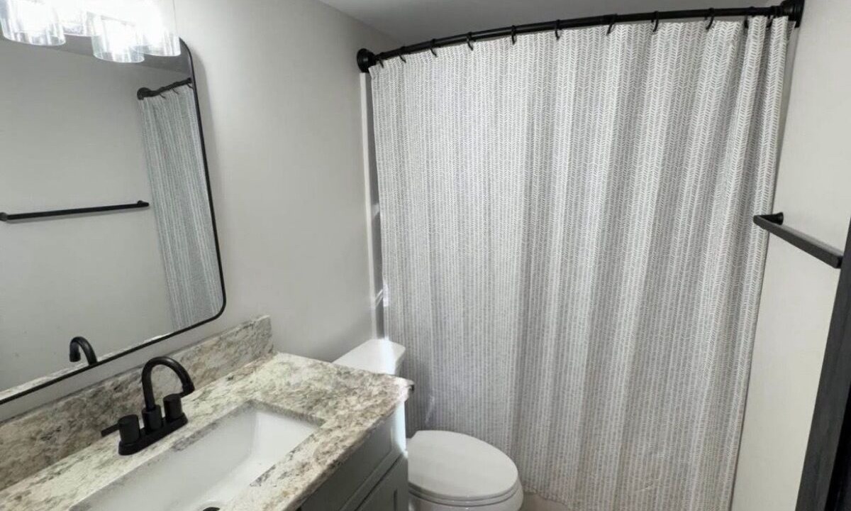 Photo of Bathroom in Rock Harbor