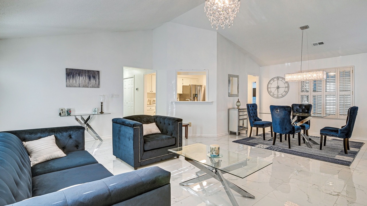 Photo of Livingroom in Conway