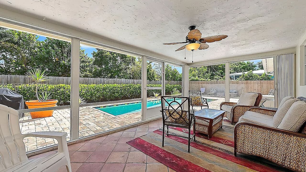Photo of Patio Balcony in Tequesta