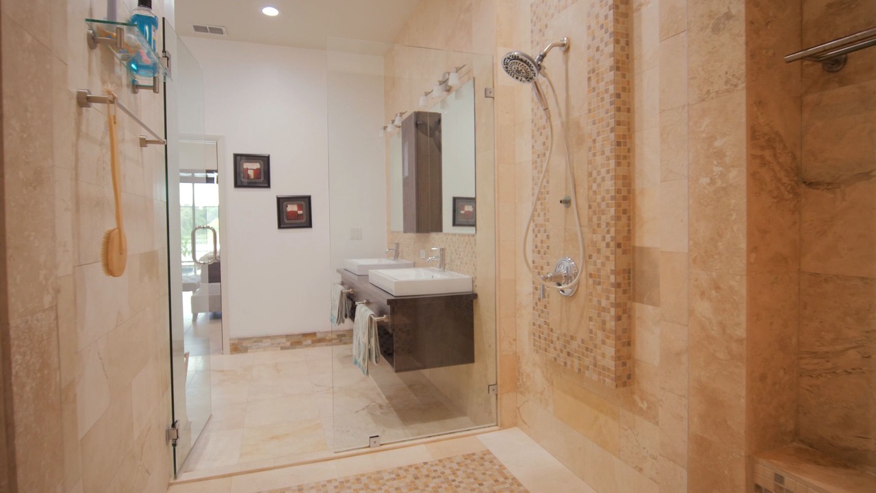 Photo of Bathroom in Citrus Park