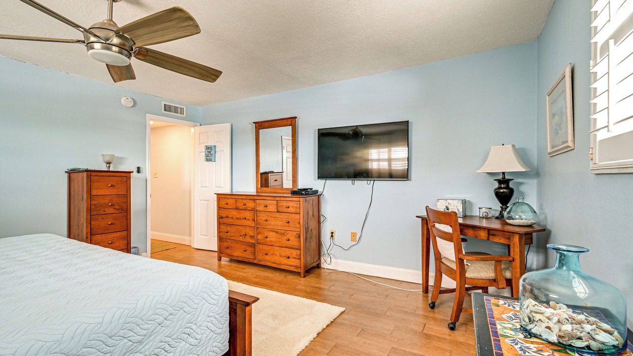 Photo of Bedroom in Avon By The Sea