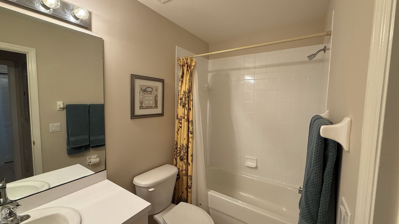 Photo of Bathroom in Naples