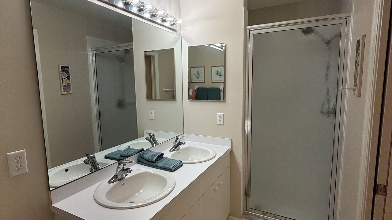 Photo of Bathroom in Naples