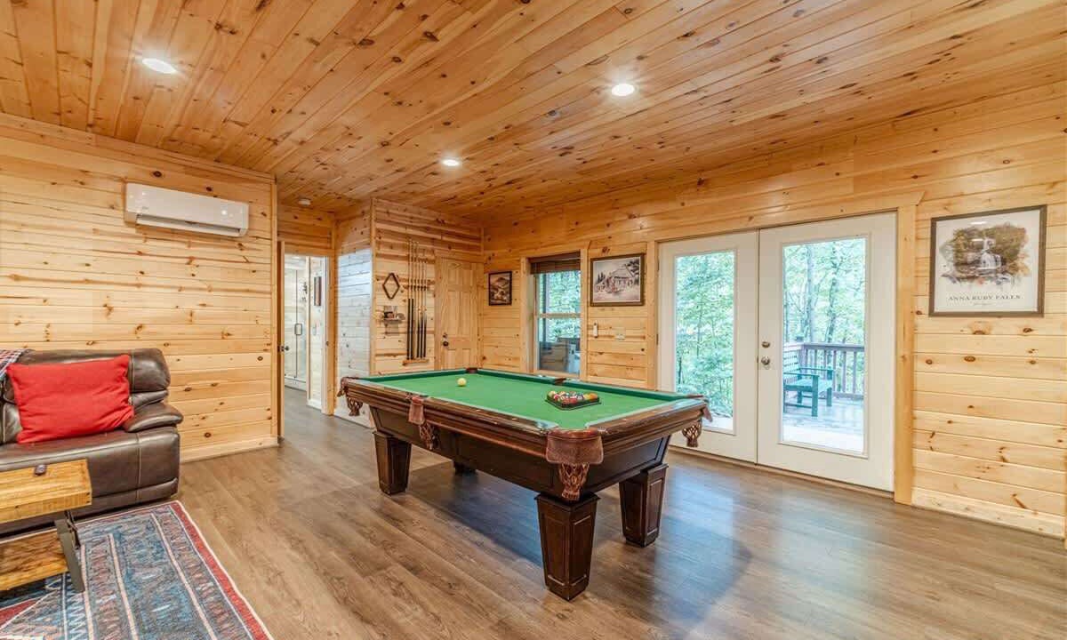 Photo of Bedroom in Cleveland