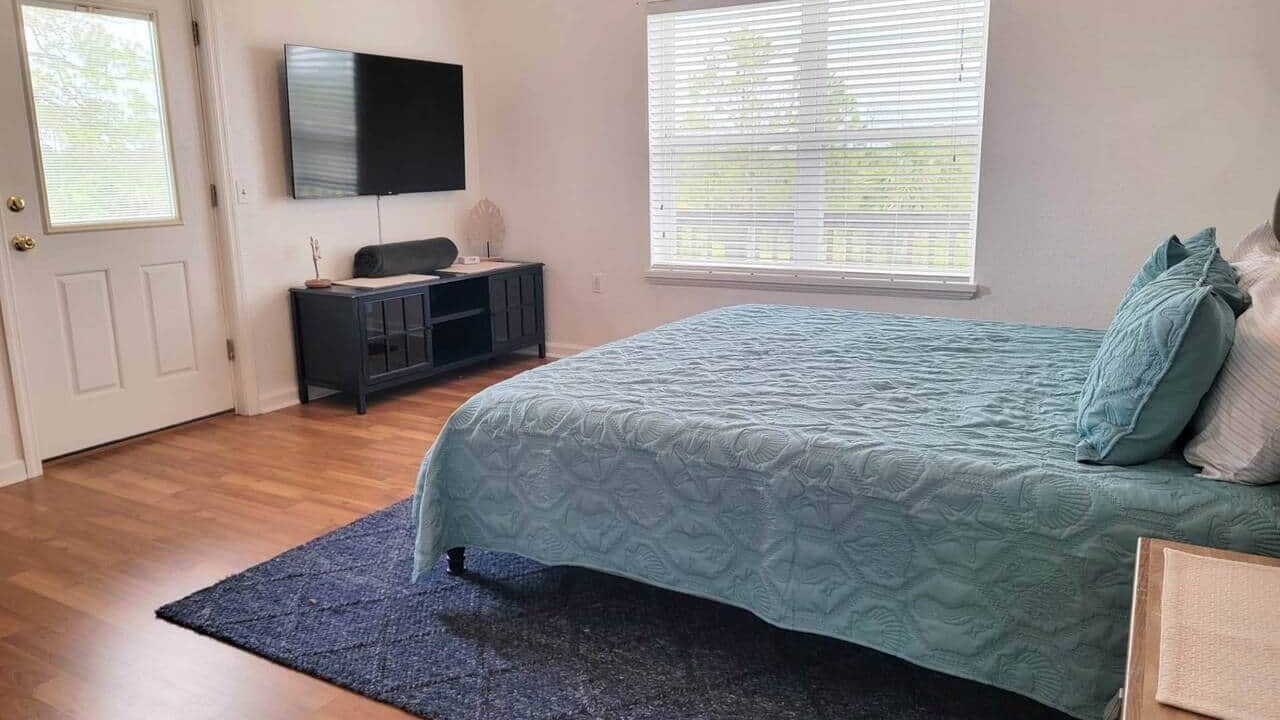 Photo of Bedroom in Salem