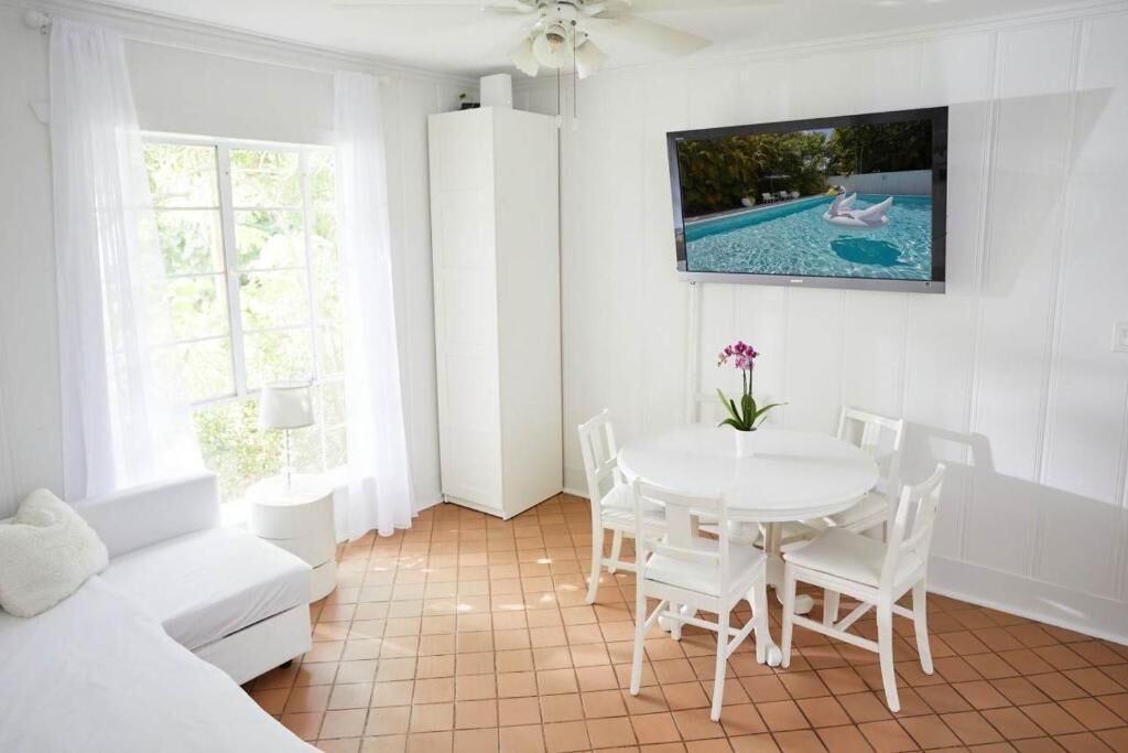 Photo of Livingroom in El Portal