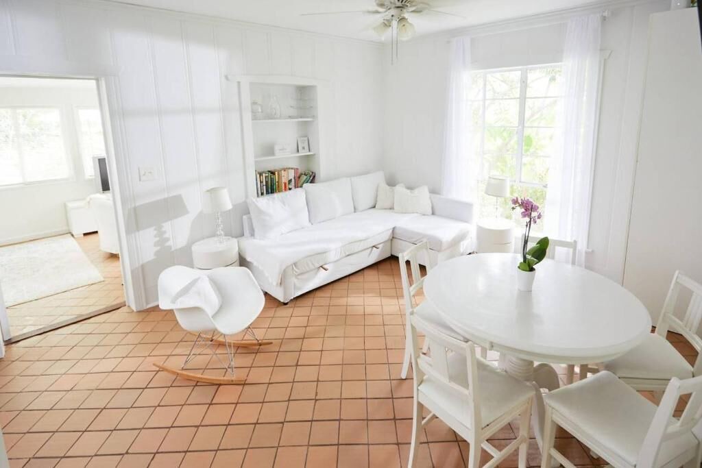 Photo of Livingroom in El Portal