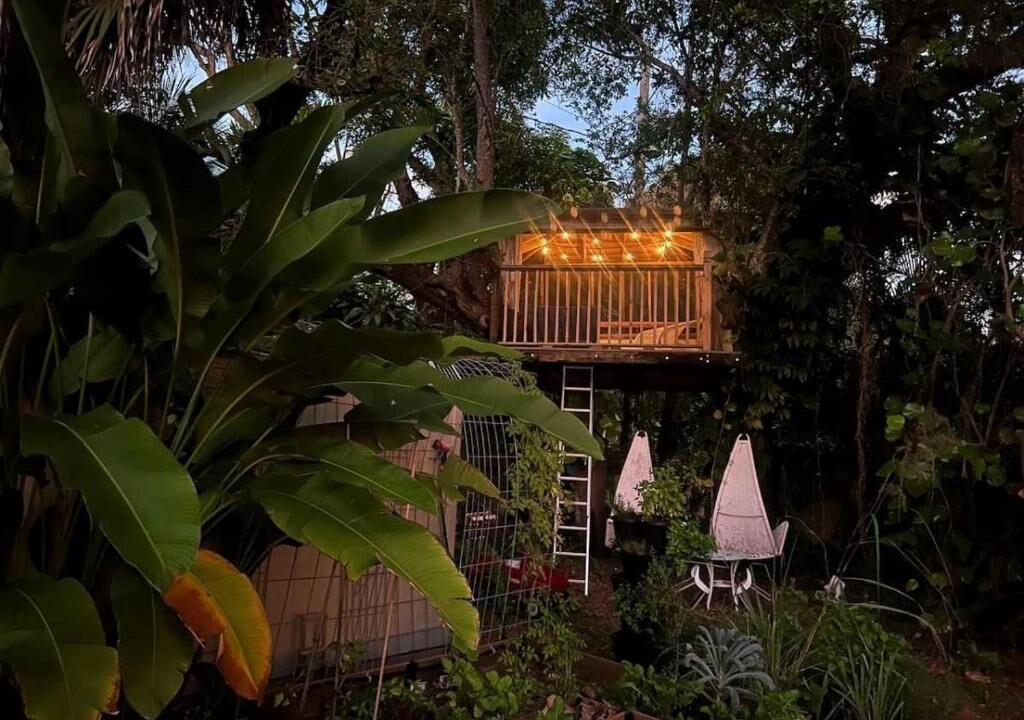 Photo of Outdoor in El Portal