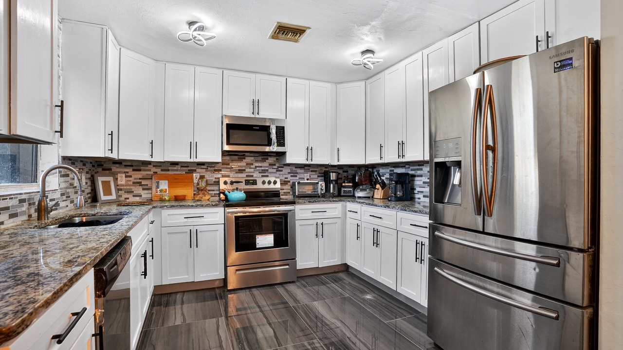 Photo of Kitchen in Eisenhower