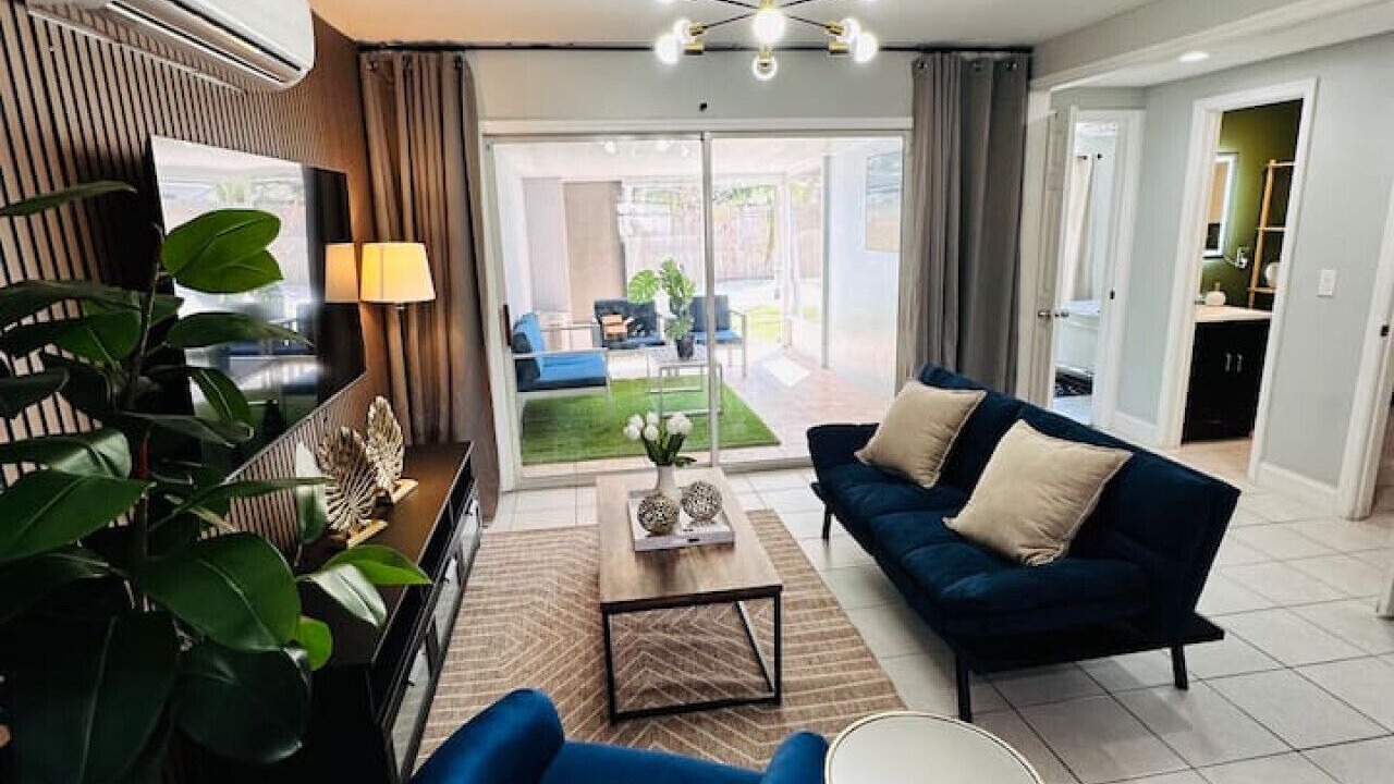 Photo of Livingroom in Bay Crest Park