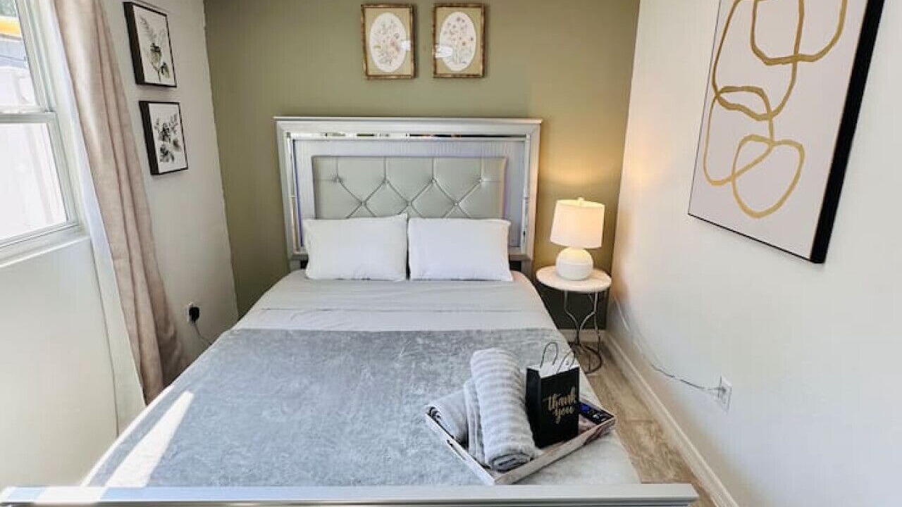 Photo of Bedroom in Bay Crest Park