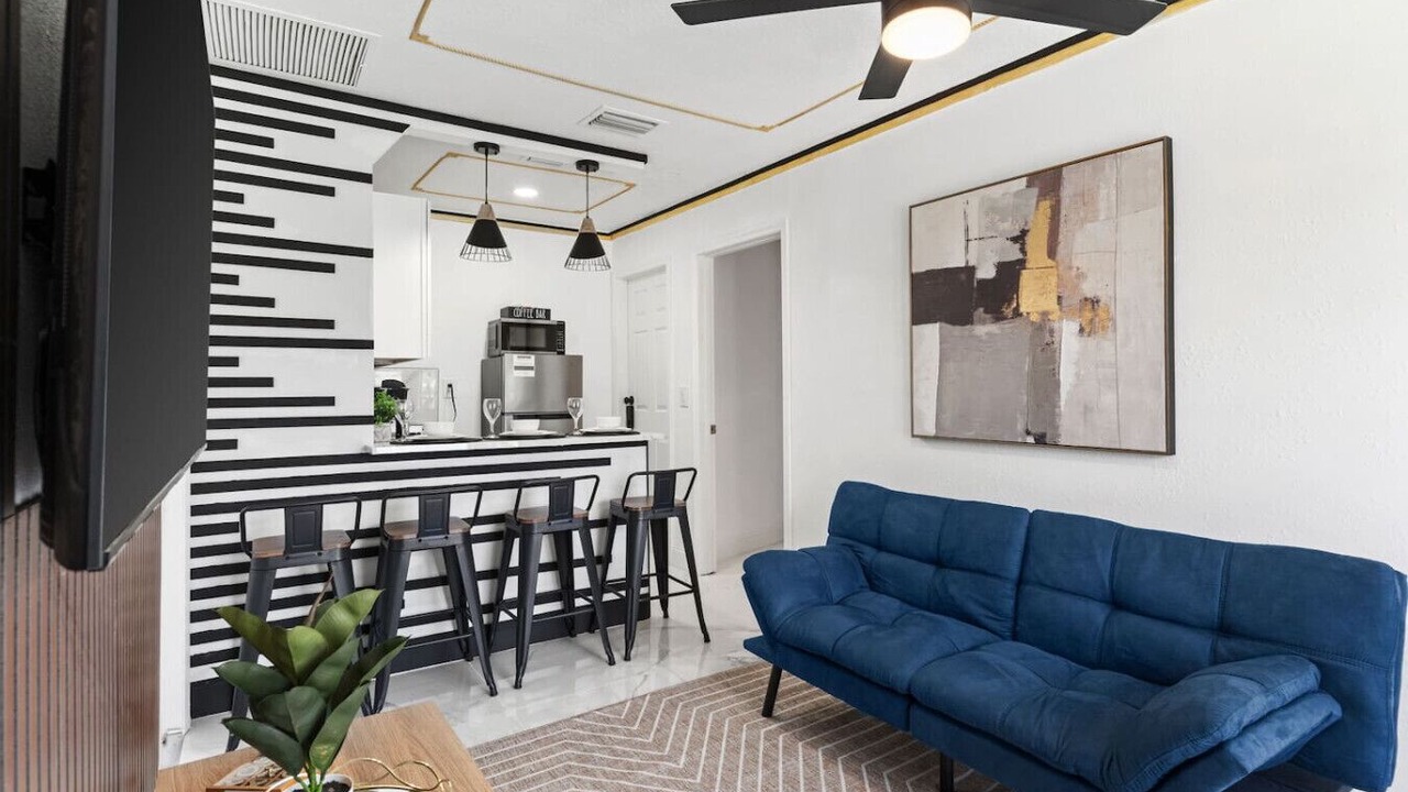 Photo of Livingroom in Bay Crest Park